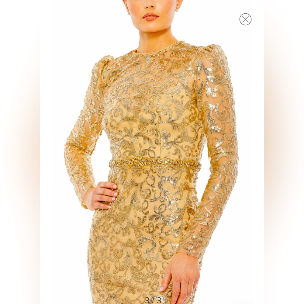 🌺 Pre-Own only used once for 4hrs. This Mac Duggal Sequined dress is EVERYTHING!